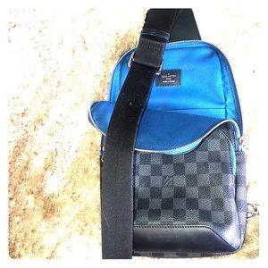 Louis Vuitton Avenue Sling Bag